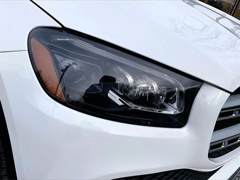 Certified 2022 Mercedes-Benz GLS 450 4MATIC image 36