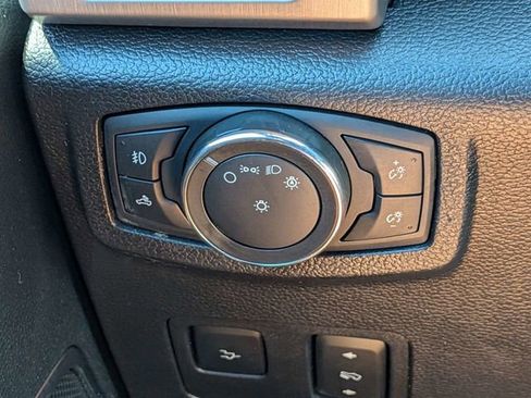 Used 2021 Ford F250 Platinum AWD/4WD image 29