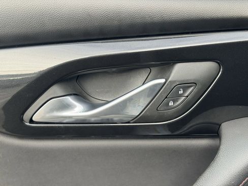 Used 2022 Chevrolet Blazer RS image 24