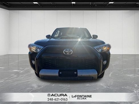 Used 2019 Toyota 4Runner TRD Off-Road Premium image 2