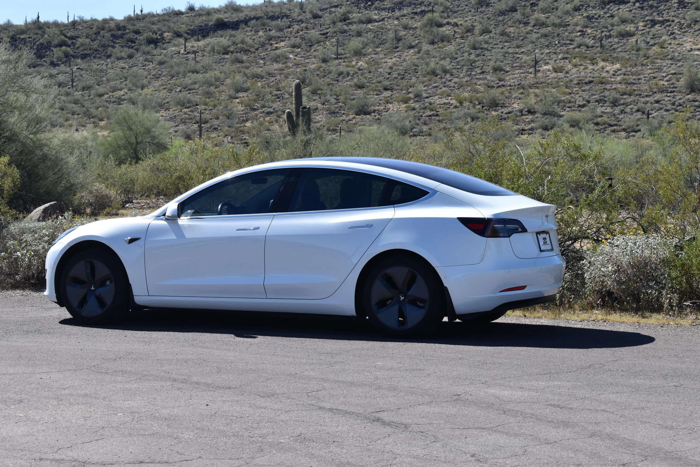Used 2018 Tesla Model 3 Long Range AWD/4WD image 5