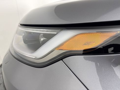 New 2026 Land Rover Discovery Dynamic SE AWD/4WD image 11