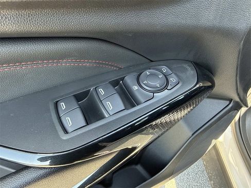 New 2026 Chevrolet Trax RS w/ Driver Confidence Package image 12