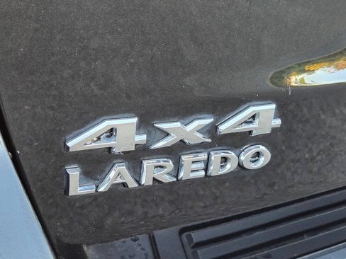 Used 2012 Jeep Grand Cherokee Laredo AWD/4WD image 25
