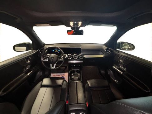 Used 2021 Mercedes-Benz GLB 250 4MATIC image 26