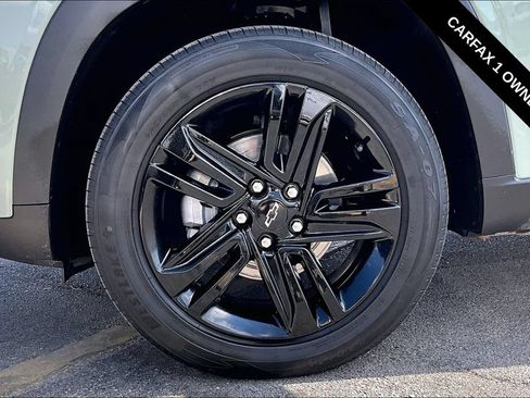 Used 2025 Chevrolet Trax ACTIV w/ Driver Confidence Package FWD image 32
