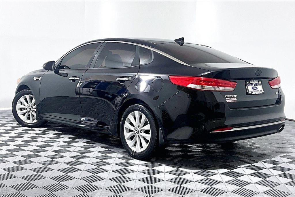 Used 2016 Kia Optima EX FWD image 11
