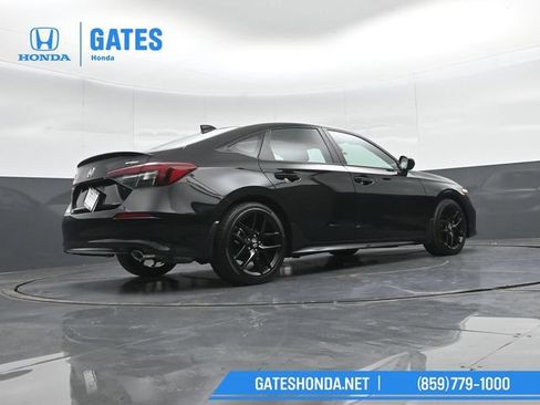 Used 2025 Honda Civic Sport image 33
