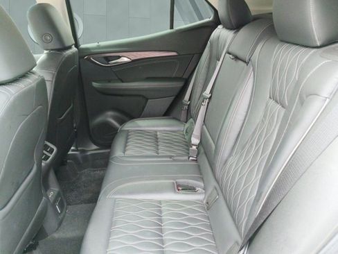 Used 2021 Buick Envision Avenir w/ Technology Package II FWD image 11