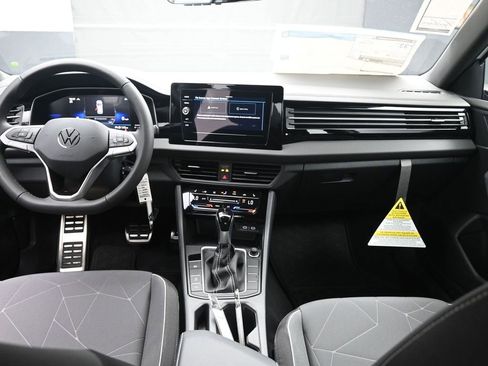 New 2026 Volkswagen Jetta Sport FWD image 9