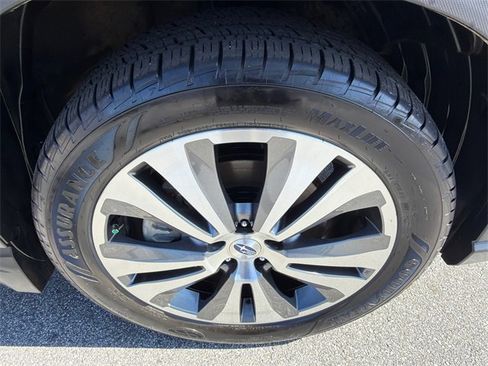 Used 2022 Subaru Ascent Touring image 12