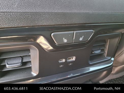 Used 2024 GMC Sierra 2500 AT4 w/ AT4 Premium Plus Package image 17