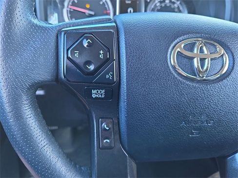 Used 2020 Toyota 4Runner Venture image 19