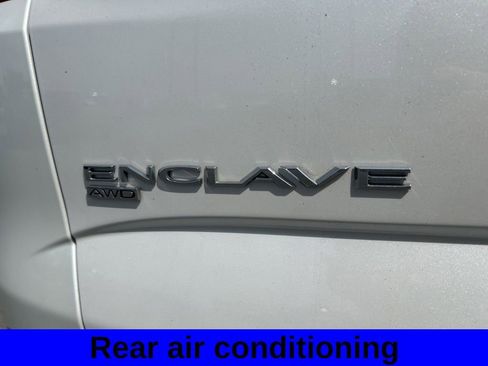 Used 2021 Buick Enclave Essence w/ Sound and Sites Package AWD/4WD image 5