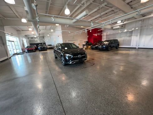 Used 2025 Mercedes-Benz GLA 250 image 15