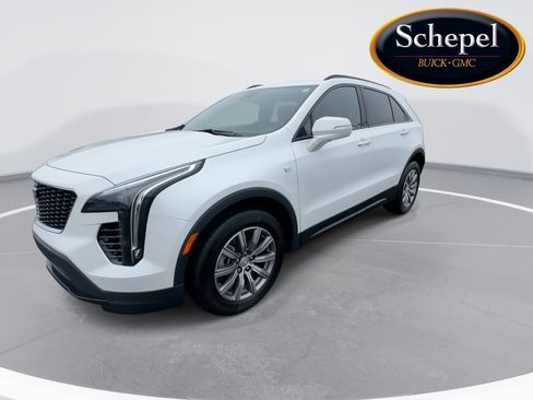Used 2023 Cadillac XT4 Sport w/ Cold Weather Package image 4