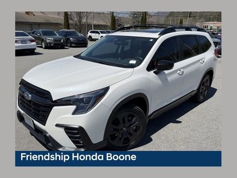 Used 2024 Subaru Ascent Onyx Edition image 1