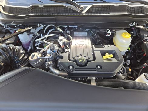New 2026 RAM 3500 Tradesman AWD/4WD image 21