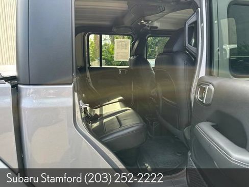 Used 2020 Jeep Gladiator Overland AWD/4WD image 24