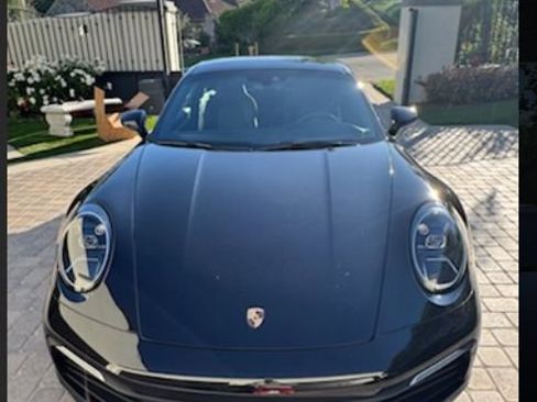 Used 2022 Porsche 911 Carrera image 1