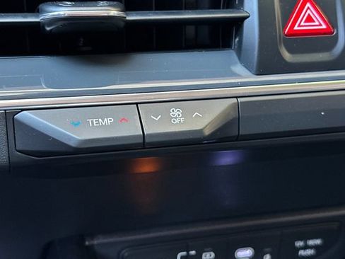 Used 2025 Kia K4 EX FWD image 22