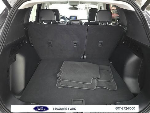 Used 2022 Ford Escape SEL w/ Technology Package image 14