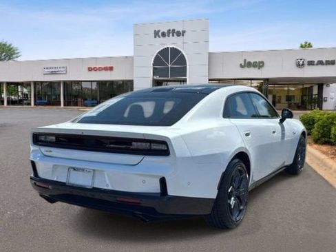 New 2026 Dodge Charger R/T AWD/4WD image 5