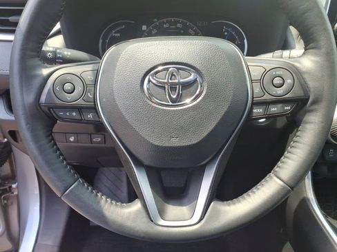 Certified 2024 Toyota RAV4 XLE w/ Convenience Package AWD/4WD image 19