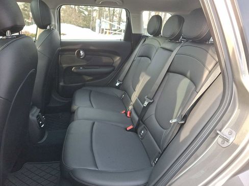 Used 2019 MINI Cooper Clubman ALL4 image 8