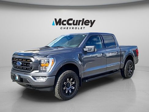 Used 2022 Ford F150 XLT w/ Equipment Group 302A High AWD/4WD image 3