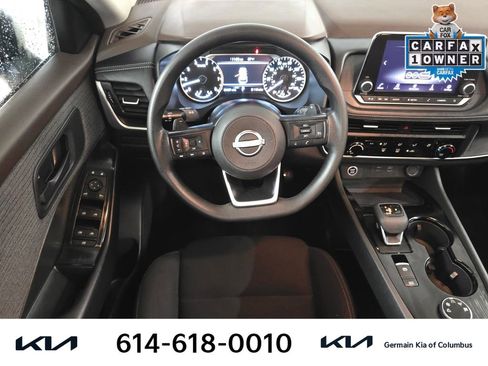 Used 2023 Nissan Rogue S AWD/4WD image 17