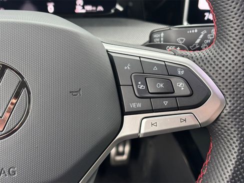 Used 2025 Volkswagen GTI Autobahn image 18