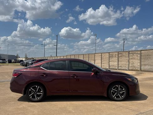 Certified 2025 Nissan Sentra SV FWD image 26