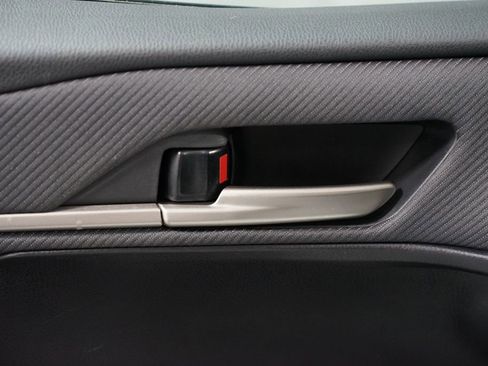 Certified 2025 Toyota Camry SE image 32