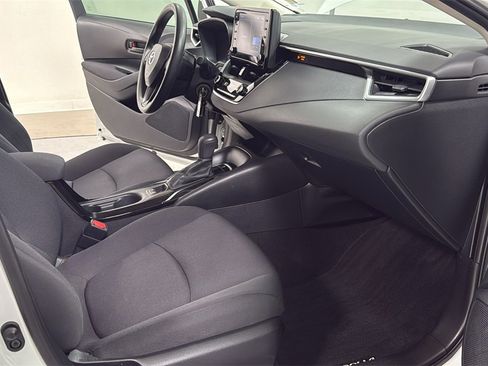 Certified 2022 Toyota Corolla LE image 18