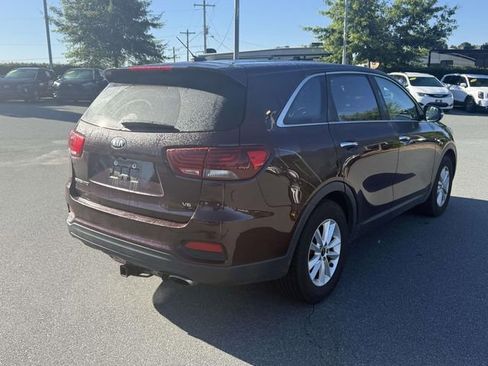 Used 2020 Kia Sorento FWD V6 image 5
