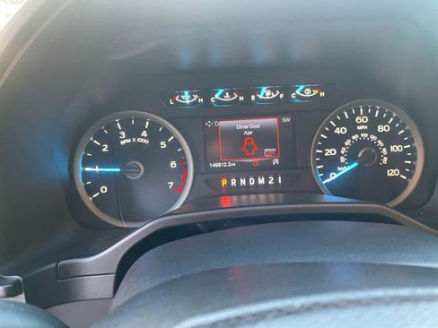 Used 2016 Ford F150 XLT w/ Equipment Group 302A Luxury image 17