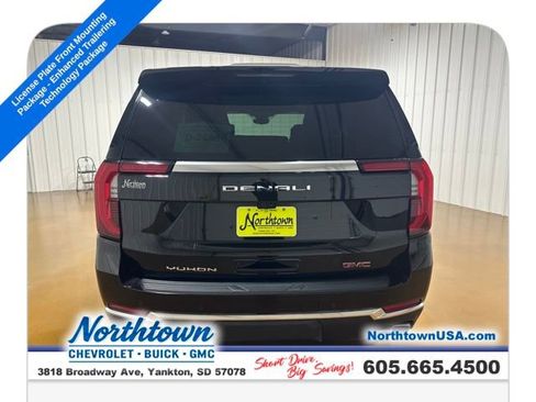 Used 2025 GMC Yukon Denali w/ Denali Reserve Package AWD/4WD image 4