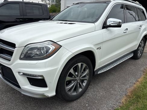 Used 2016 Mercedes-Benz GL 450 4MATIC image 1