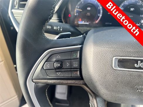 Used 2023 Jeep Grand Cherokee L Limited image 38