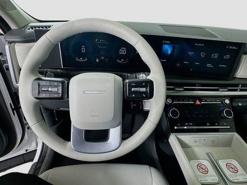 New 2026 Hyundai Santa Fe SE image 10