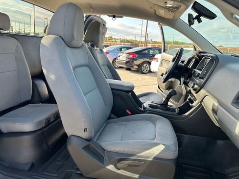 Used 2016 GMC Canyon 4x4 Extended Cab w/ Convenience Package image 16