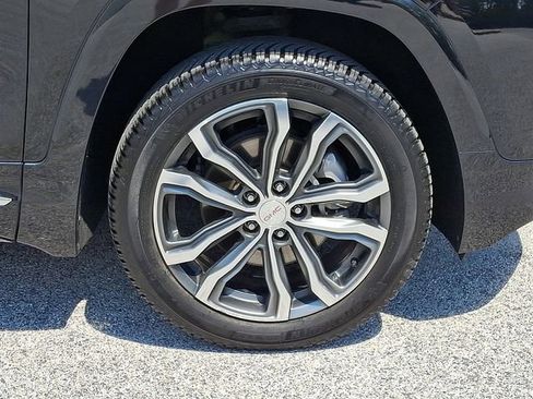 Used 2019 GMC Terrain Denali w/ Driver Alert Package II AWD/4WD image 11