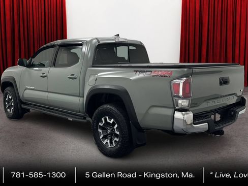 Used 2023 Toyota Tacoma TRD Off-Road AWD/4WD image 7