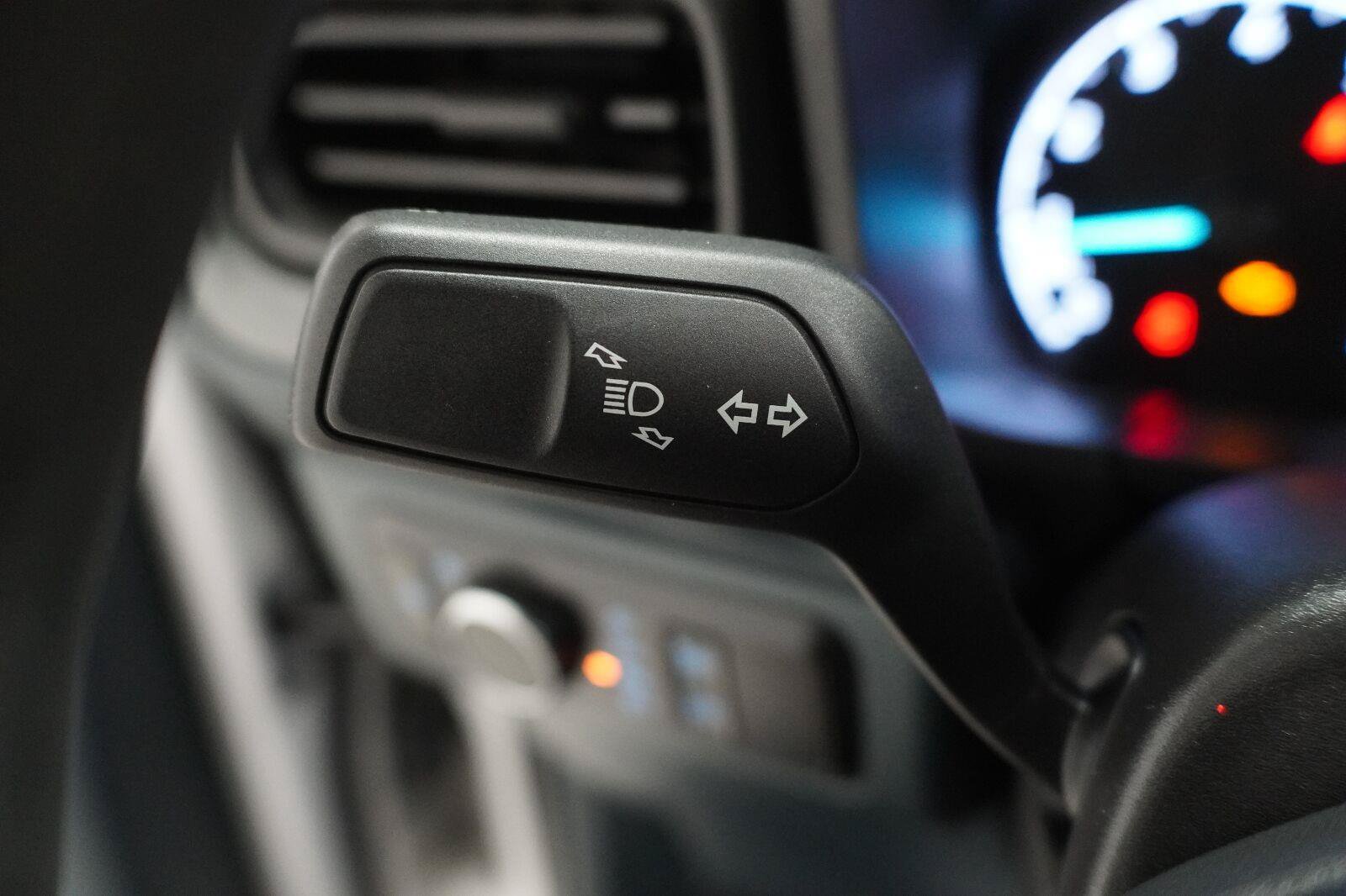 Used 2022 Ford Maverick XL FWD image 10