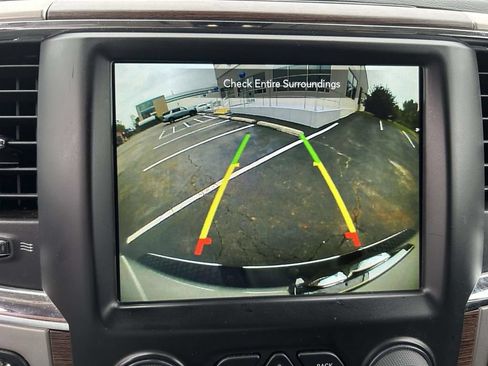 Used 2017 RAM 1500 Laramie w/ Convenience Group AWD/4WD image 24