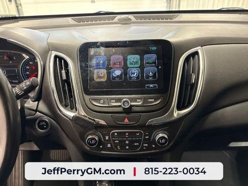 Used 2018 Chevrolet Equinox LT w/ Sun & Infotainment Package AWD/4WD image 13