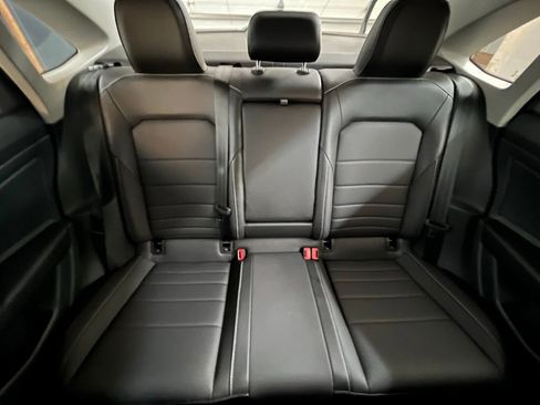 Certified 2023 Volkswagen Jetta SE image 28