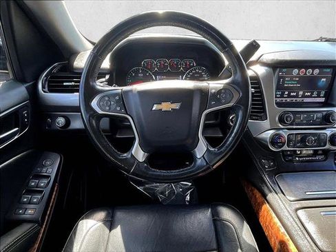 Used 2019 Chevrolet Tahoe Premier RWD image 5