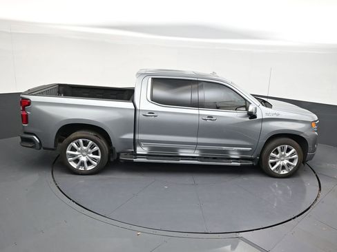 Used 2024 Chevrolet Silverado 1500 High Country w/ High Country Premium Package RWD image 18